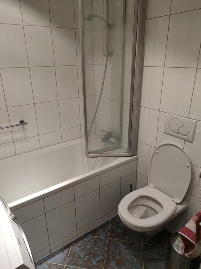 Zwischen See Und Stadt クラーゲンフルト エクステリア 写真
